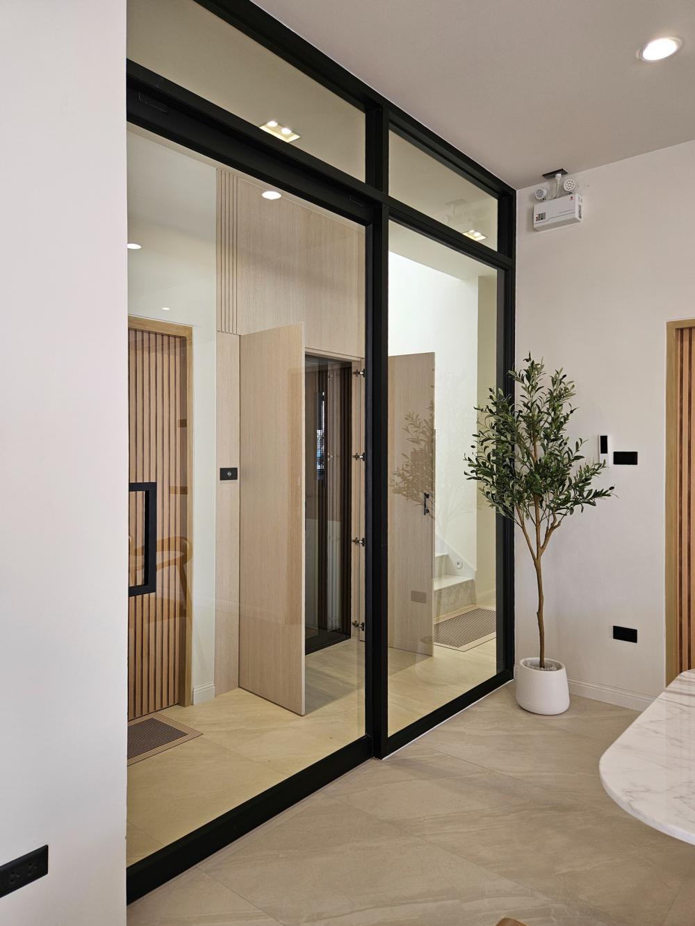 บ้านสไตล์นอร์ดิก Bann Bang-Phra เป็นบ้านที่สร้างขึ้นใหม่ที่ต้องการบ้านใหม่สำหรับอาศัยกับคุณพ่อคุณแม่วัยเกษียณ แทนการรีโนเวทบ้านเดิม รูปที่ 10