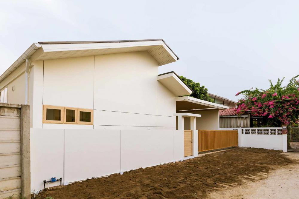 บ้านเดี่ยวสไตล์มินิมอลมูจิ โทนสีอบอุ่น ผสมผสานกับความเป็นโมเดิร์นนิดๆ ขนาด 189 ตร.ม. รูปที่ 18