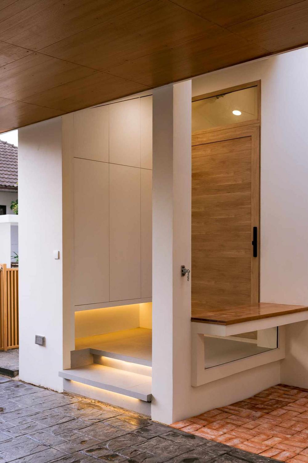 บ้านเดี่ยวสไตล์มินิมอลมูจิ โทนสีอบอุ่น ผสมผสานกับความเป็นโมเดิร์นนิดๆ ขนาด 189 ตร.ม. รูปที่ 21