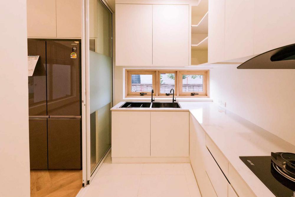 บ้านเดี่ยวสไตล์มินิมอลมูจิ โทนสีอบอุ่น ผสมผสานกับความเป็นโมเดิร์นนิดๆ ขนาด 189 ตร.ม. รูปที่ 8