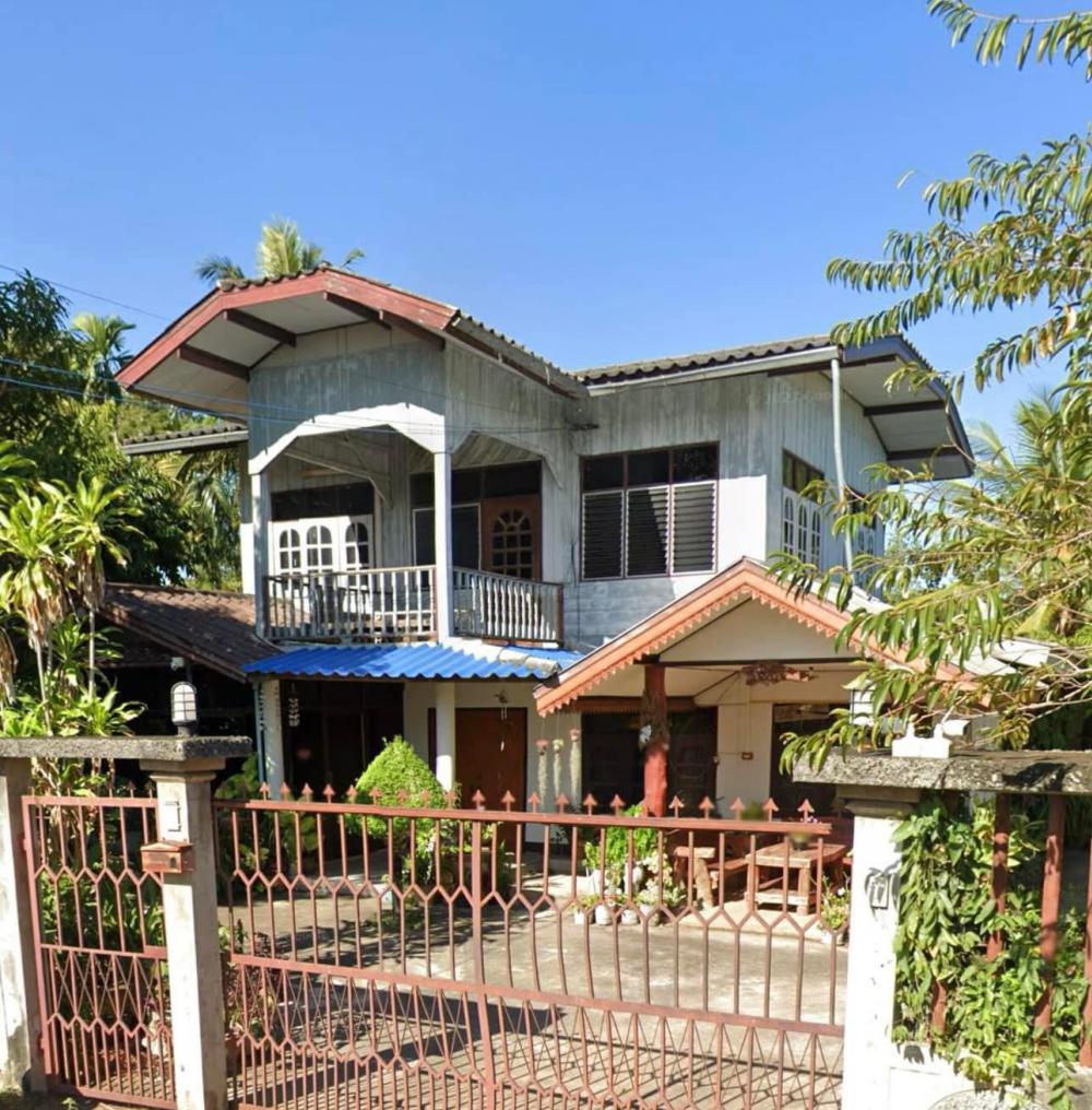 รีโนเวทบ้านครึ่งปูนครึ่งไม้ ขนาด 4 ห้อนนอน 1 ห้องน้ำ รูปที่ 3