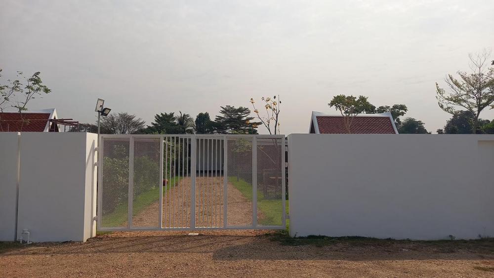 ไอเดียบ้านทรงกล่องสไตล์โมเดิร์นพร้อมจัดสวนปลูกต้นไม้ รูปที่ 28