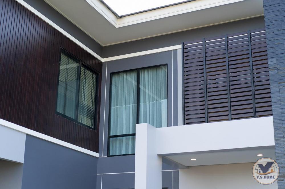 บ้านสองชั้นสไตล์คอนเทมโพรารี่ ขนาด 4 ห้องนอน 5 ห้องน้ำ 2 ที่จอดรถ รูปที่ 20