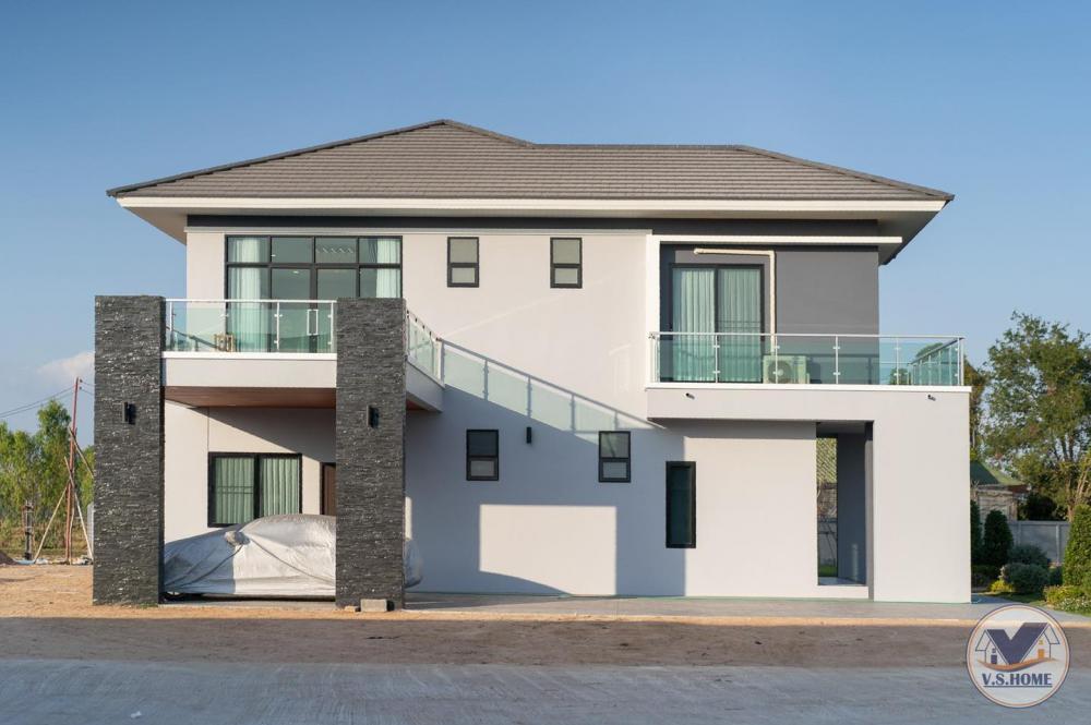 บ้านสองชั้นสไตล์คอนเทมโพรารี่ ขนาด 4 ห้องนอน 5 ห้องน้ำ 2 ที่จอดรถ รูปที่ 6