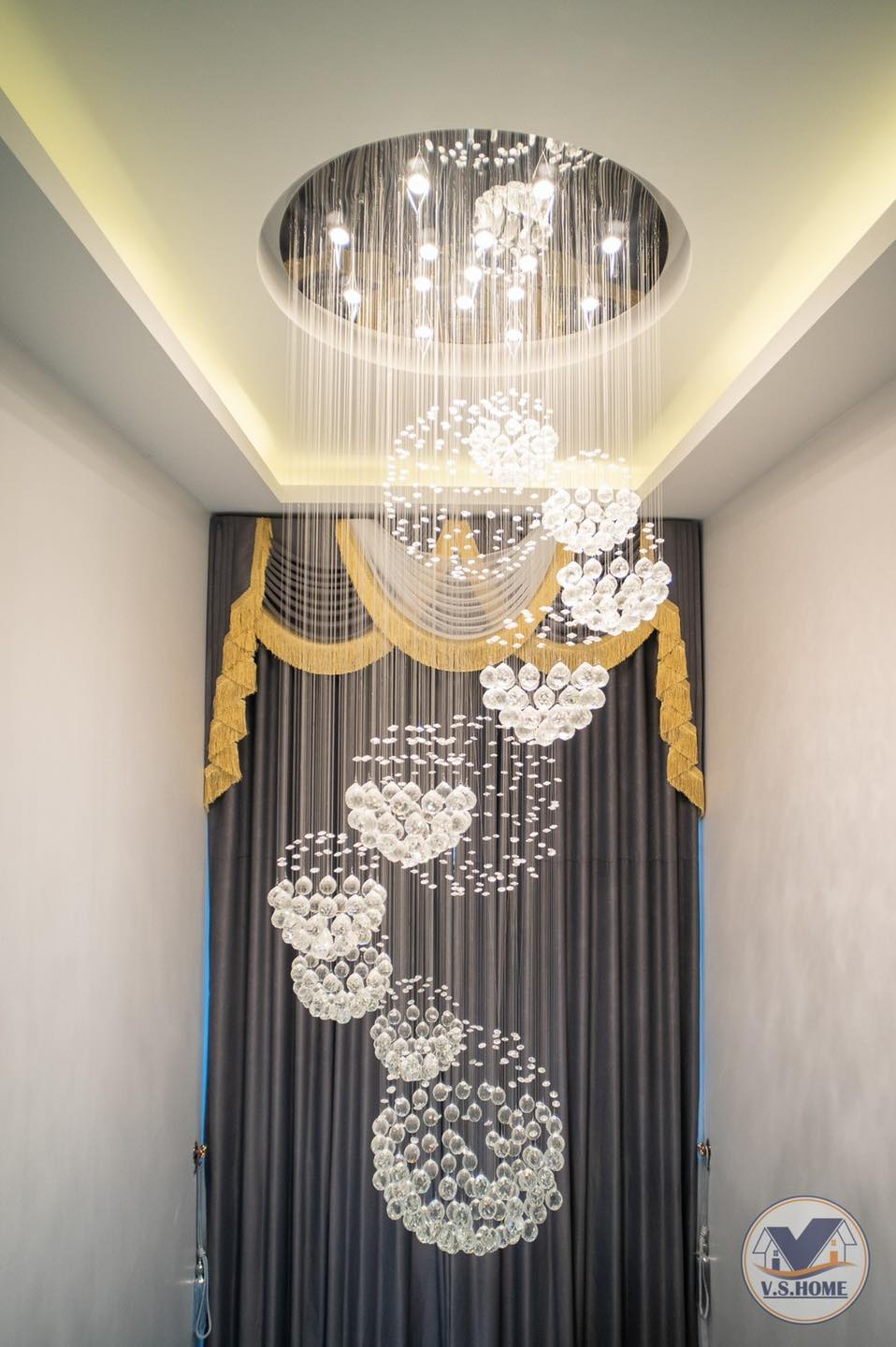 บ้านสองชั้นสไตล์คอนเทมโพรารี่ ขนาด 4 ห้องนอน 5 ห้องน้ำ 2 ที่จอดรถ รูปที่ 41