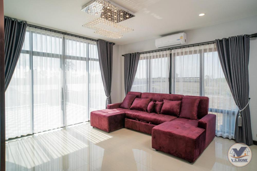 บ้านสองชั้นสไตล์คอนเทมโพรารี่ ขนาด 4 ห้องนอน 5 ห้องน้ำ 2 ที่จอดรถ รูปที่ 33