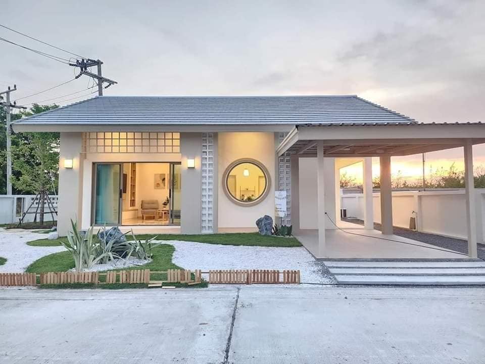 บ้านสไตล์มินิมอลขนาด 3 ห้องนอน 2 ห้องน้ำ และสวนมินิมอล รูปที่ 3