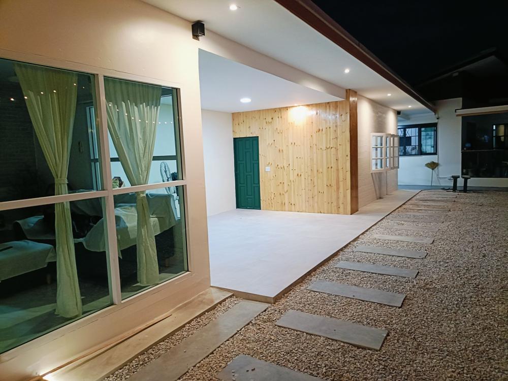 ไอเดียครัวเล็กๆ ห้องซักผ้า พร้อม พื้นที่นั่งชิวริมน้ำ รูปที่ 6