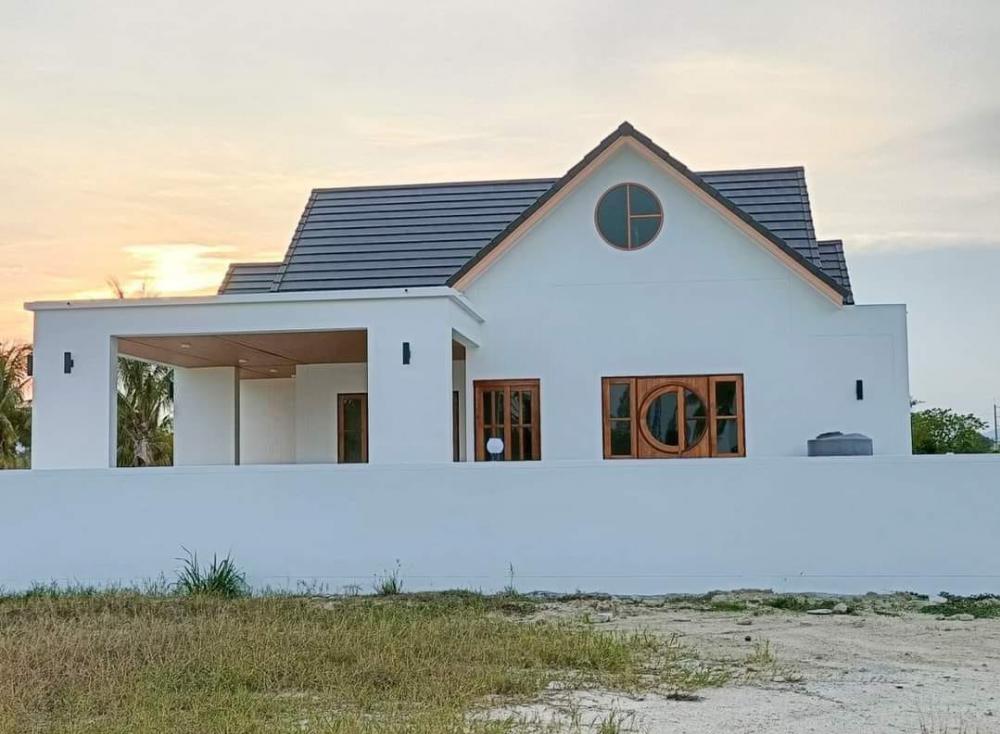 ไอเดียบ้านมินิมอลมูจิ 3 ห้องนอน 2 ห้องน้ำ ขนาด 121 ตร.ม. งบ 1.7 ล้านบาท รูปที่ 9