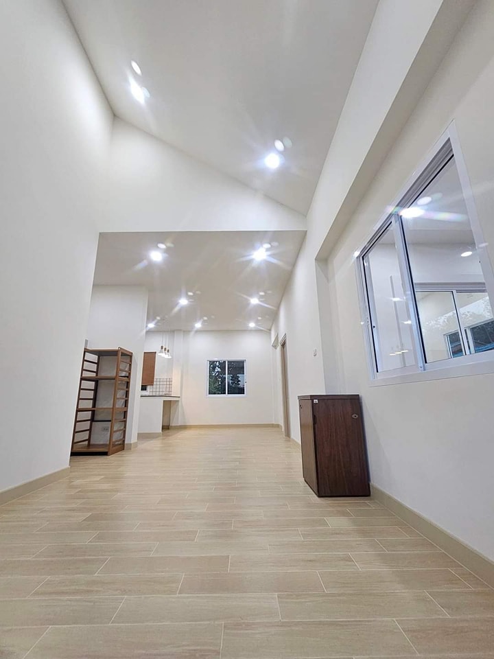 บ้านสไตล์นอร์ดิกตกแต่งสไตล์มินิมอลฟังก์ชั่นใช้สอยภายในบ้าน​ ขนาด 2 ห้องนอน 1 ห้องน้ำ รูปที่ 5