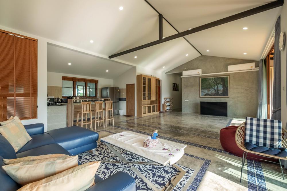 บ้านพักตากอากาศชั้นเดียวสไตล์รีสอร์ทจากจังหวัดเชียงใหม่ ตั้งอยู่ท่ามกลางทิวเขาและแหล่งน้ำจากธรรมชาติ โอบล้อมด้วยป่าเขียวอันอุดมสมบูรณ์ รูปที่ 7