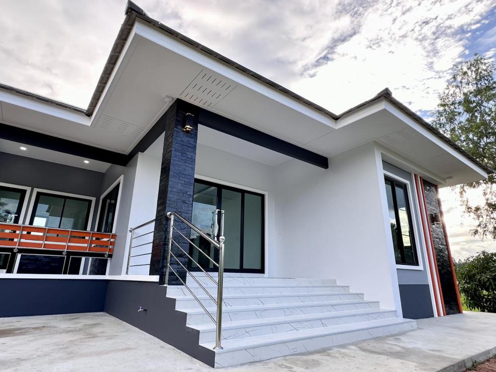  บ้านชั้นเดียว สไตล์ไทยประยุกต์ ขนาด 3 ห้องนอน 2 ห้องน้ำ งบ 1.55 ลบ. รูปที่ 13