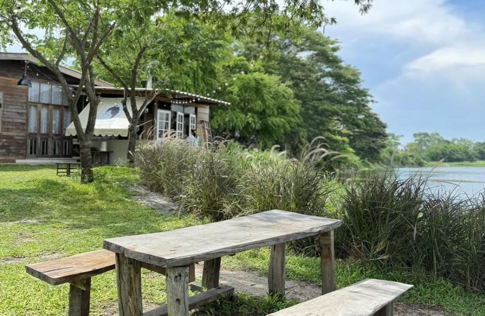 ไอเดียคาเฟ่ไม้สวยๆ รูปที่ 4