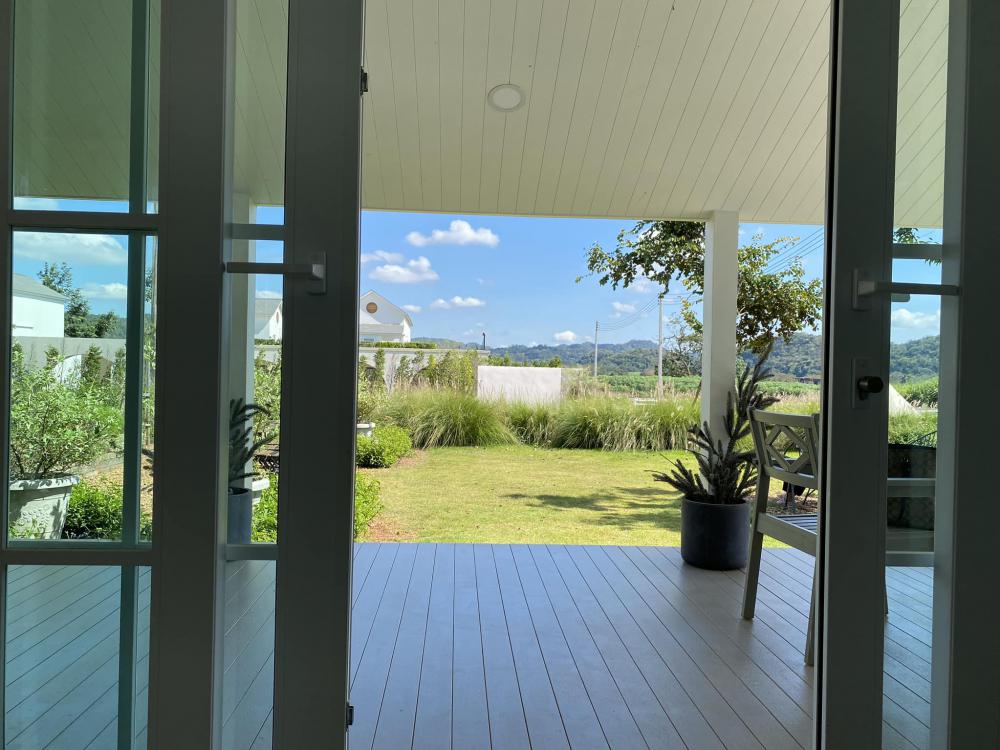 บ้านสวยสวนสวยปลูกต้นไม้ดอกไม้ผักผลไม้จัดที่นั่งเล่นได้น่ารัก รูปที่ 9