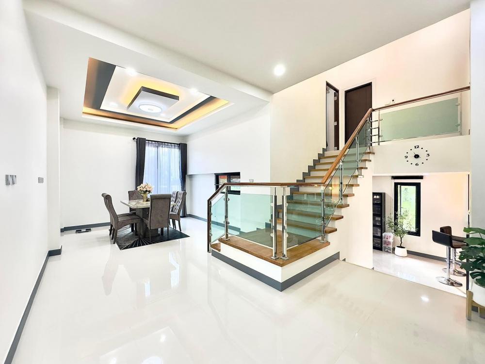 แบบบ้านชั้นครึ่งสไตล์โมเดิร์น บิ้วอินภายในสวยลงตัว ขนาด 3 ห้องนอน 3 ห้องน้ำ รูปที่ 19