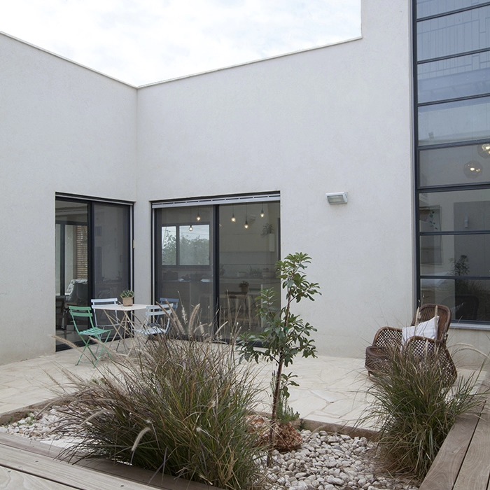 ไอเดียบ้านสวยทรงกล่อง ตกแต่งภายในได้น่าอยู่ รูปที่ 11