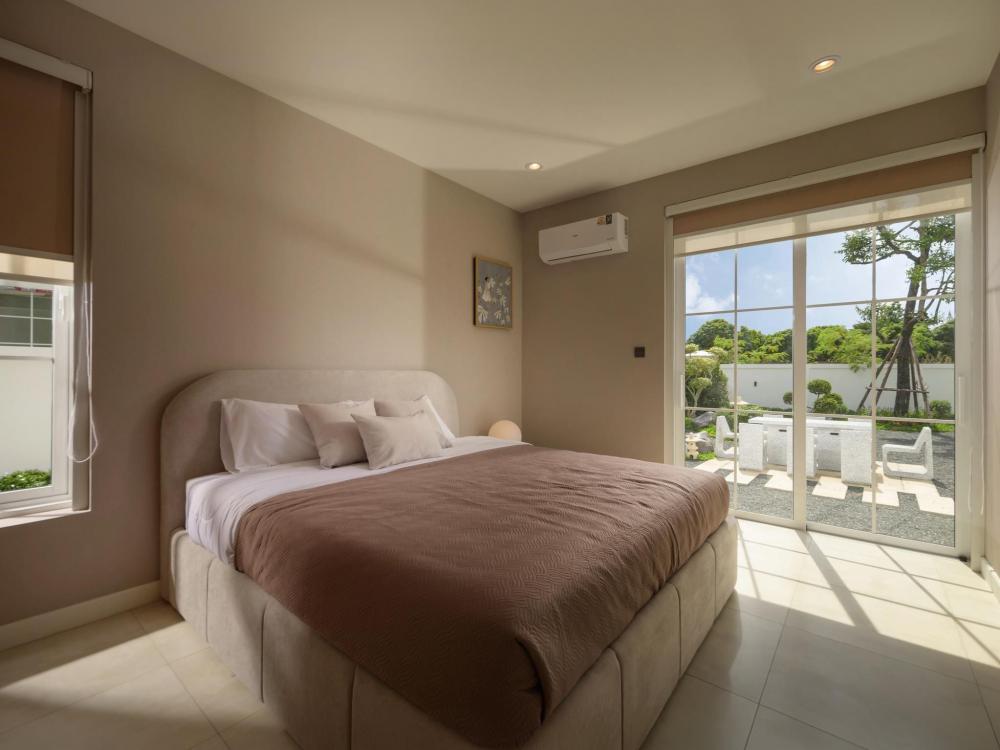 บ้านจัดสรรสองขั้นสไตล์มินิมอล ขนาด 4 ห้องนอน 5 ห้องน้ำ รูปที่ 8