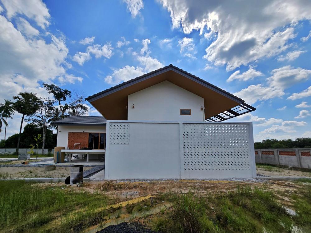 บ้านพักอาศัย 1 ชั้นยกสูง ขนาด 4 ห้องนอน 4 ห้องน้ำ พื้นที่ใช้สอย 180 ตร.ม. รูปที่ 8