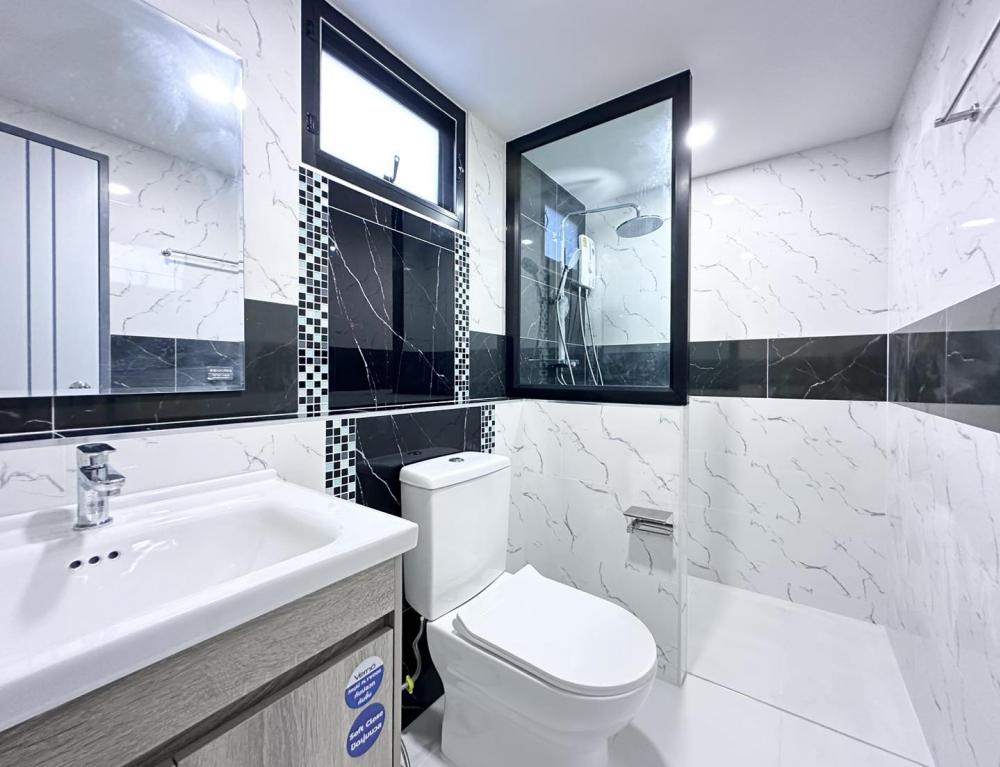 บ้าน 2 ชั้น สไตล์ไทยประยุกต์ ขนาด 4 ห้องนอน 3 ห้องน้ำ รูปที่ 11