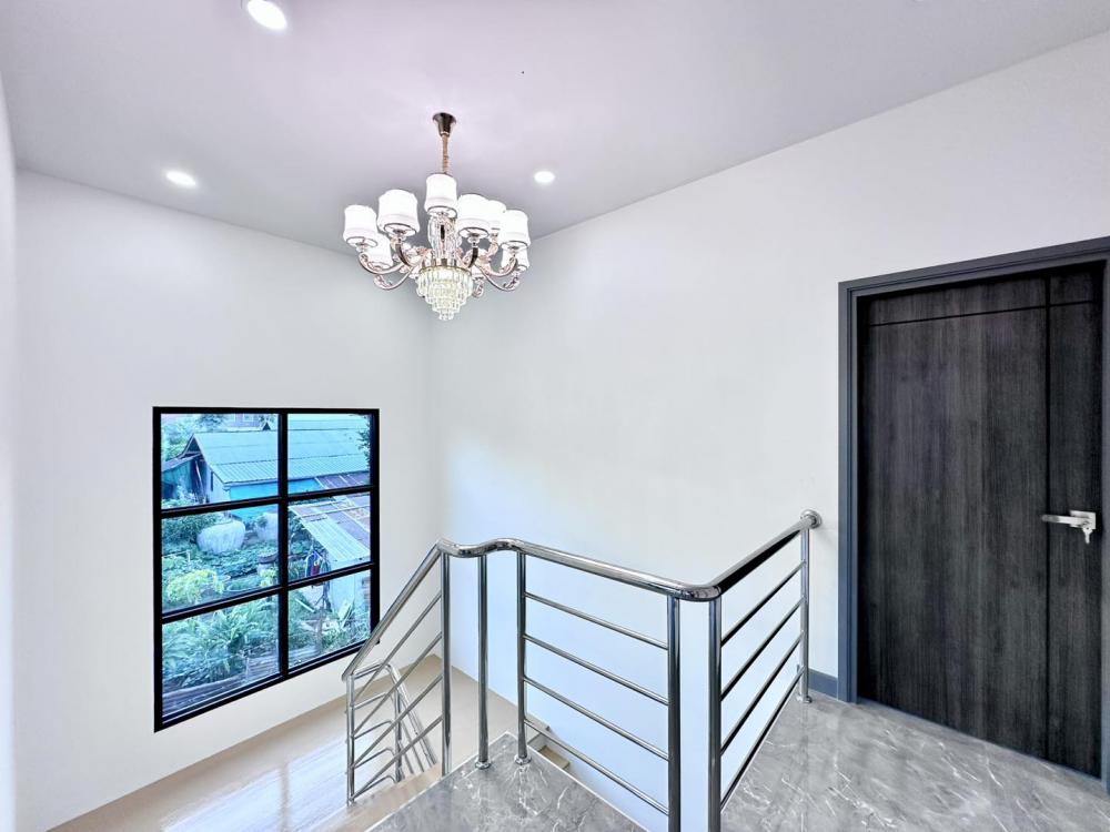 บ้าน 2 ชั้น สไตล์ไทยประยุกต์ ขนาด 4 ห้องนอน 3 ห้องน้ำ รูปที่ 19