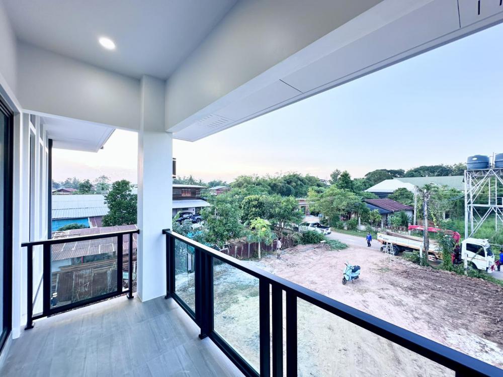 บ้าน 2 ชั้น สไตล์ไทยประยุกต์ ขนาด 4 ห้องนอน 3 ห้องน้ำ รูปที่ 20