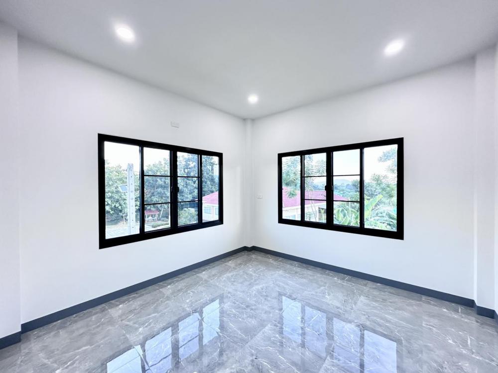 บ้าน 2 ชั้น สไตล์ไทยประยุกต์ ขนาด 4 ห้องนอน 3 ห้องน้ำ รูปที่ 4