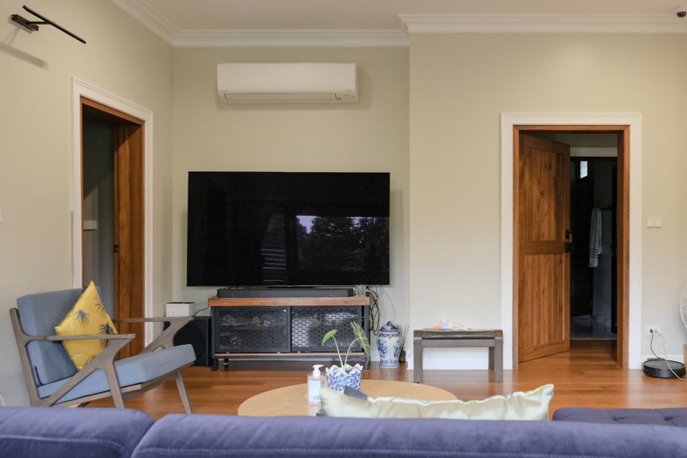 ไอเดียบ้านยกใต้ถุนสูง เพิ่มทางลาดเอียงที่ยาวต่อเนื่องตั้งแต่ที่จอดรถจนถึงด้านในบ้าน รูปที่ 4