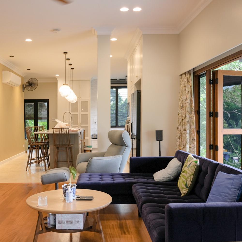 ไอเดียบ้านยกใต้ถุนสูง เพิ่มทางลาดเอียงที่ยาวต่อเนื่องตั้งแต่ที่จอดรถจนถึงด้านในบ้าน รูปที่ 8