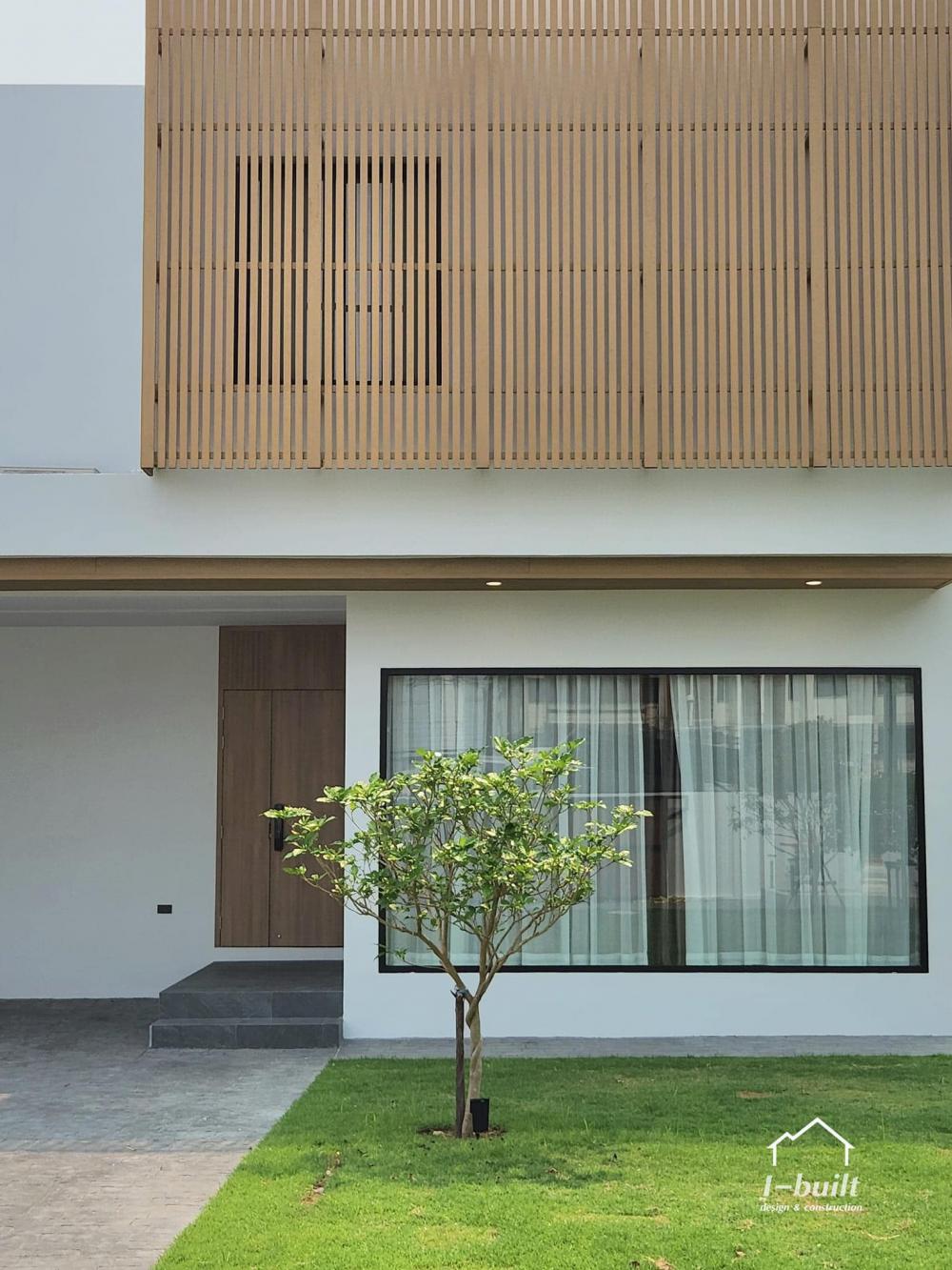 บ้านทรงกล่องโทนขาวบิ้วอินน่าอยู่ สถาปนิกต่างชาติ รูปที่ 13