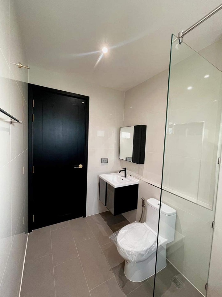 บ้านโมเดิร์นมินิมอลขนาดเล็ก 2 ห้องนอน 2 ห้องน้ำ รูปที่ 7