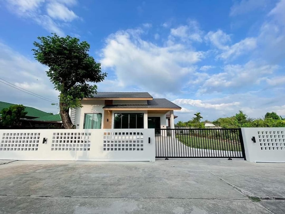 บ้านโมเดิร์นมินิมอลขนาดเล็ก 2 ห้องนอน 2 ห้องน้ำ รูปที่ 8