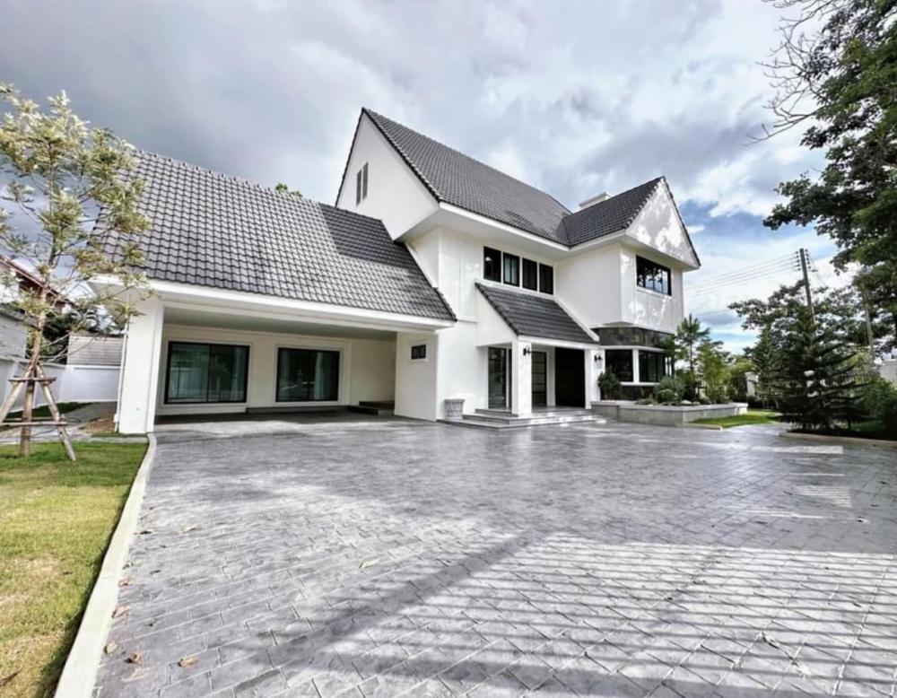 ไอเดียบ้านรีโนเวทใหม่สไตล์อิงลิชคันทรี่ ขนาด 5 ห้องนอน 5 ห้องน้ำ รูปที่ 1