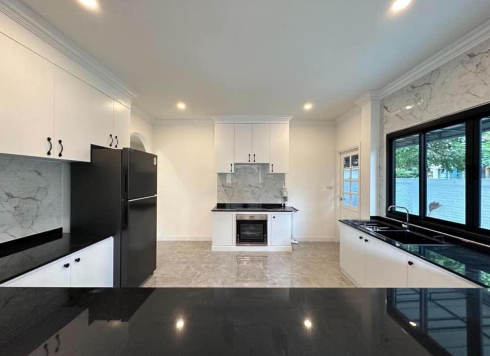 ไอเดียบ้านรีโนเวทใหม่สไตล์อิงลิชคันทรี่ ขนาด 5 ห้องนอน 5 ห้องน้ำ รูปที่ 7