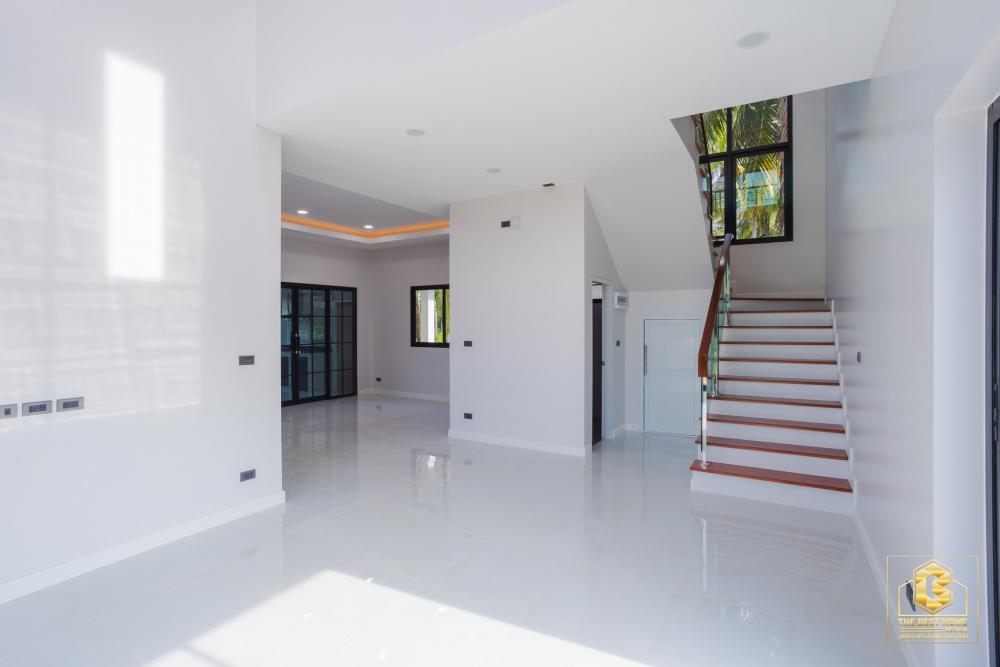 บ้านสไตล์โมเดิร์นมินิมอลสองชั้น ขนาด 4 ห้องนอน 3 ห้องน้ำ พื้นที่ 241 ตร.ม. รูปที่ 10