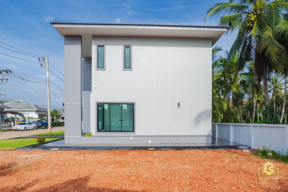 บ้านสไตล์โมเดิร์นมินิมอลสองชั้น ขนาด 4 ห้องนอน 3 ห้องน้ำ พื้นที่ 241 ตร.ม. รูปที่ 4