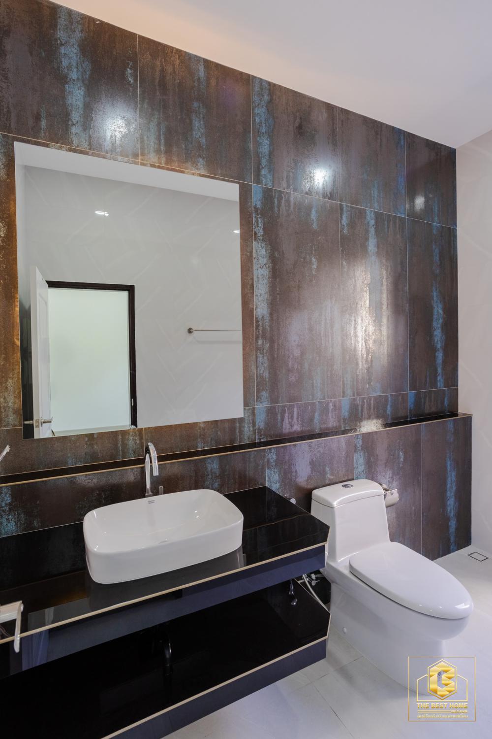 บ้านสไตล์คอนเทมโพรารี่ ขนาด 3 ห้องนอน 3 ห้องน้ำ พื้นที่รวม 179 ตร.ม. รูปที่ 28