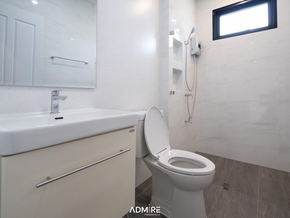 บ้านพักอาศัย ชั้นเดียว สไตล์คอนเทมโพรารี่ ตกแต่งมินิมอล ขนาด 3 ห้องนอน 2 ห้องน้ำ รูปที่ 27