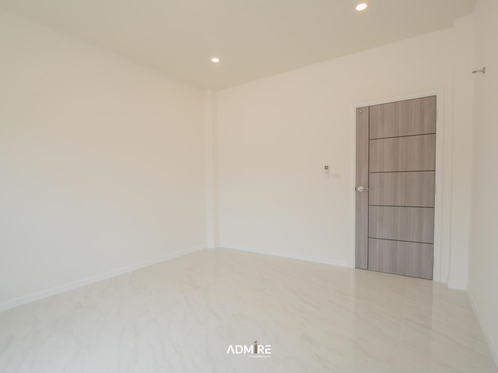 แบบบ้านสไตล์มินิมอล คอนเทมโพรารี่ ขนาด 3 ห้องนอน 2 ห้องน้ำ พื้นที่ใช้สอย 167 ตร.ม. รูปที่ 12