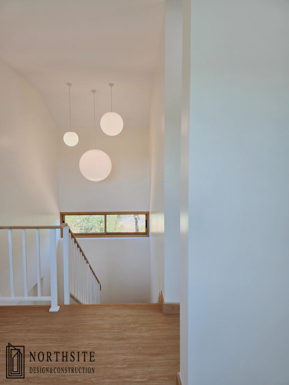 ไอเดียบ้านสวยสไตล์มินิมอล 2 ชั้น รูปที่ 15