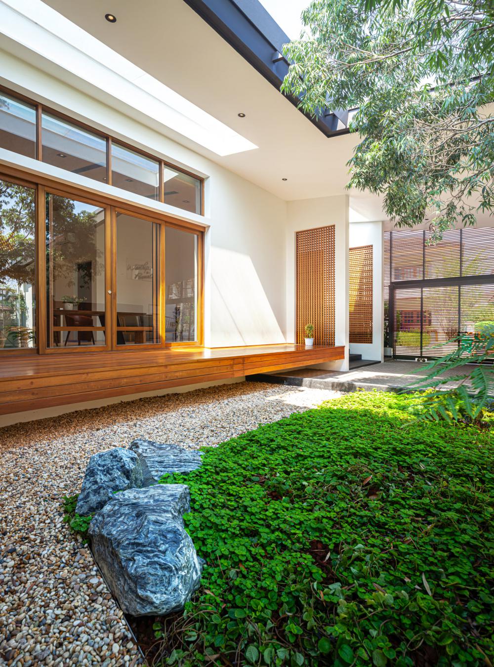 ไอเดียบ้านยกพื้นสูงห้อยขาพร้อมแต่งบ้านแต่งสวนได้อย่างลงตัว รูปที่ 22