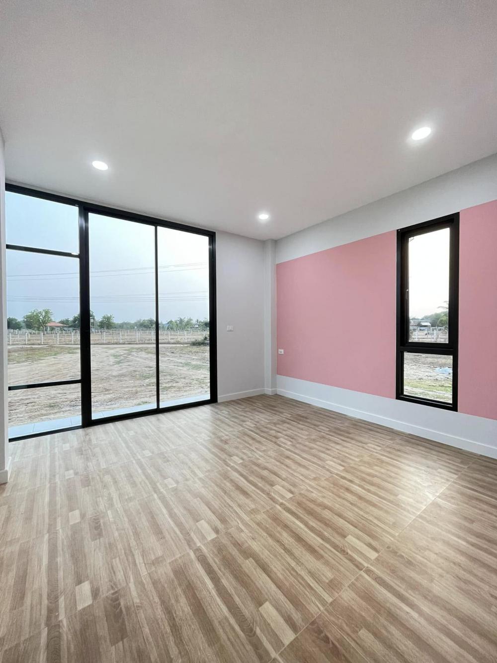 บ้านโมเดิร์นทรงกล่องมินิมอล ขนาด 3 ห้องนอน 2 ห้องน้ำ รูปที่ 5