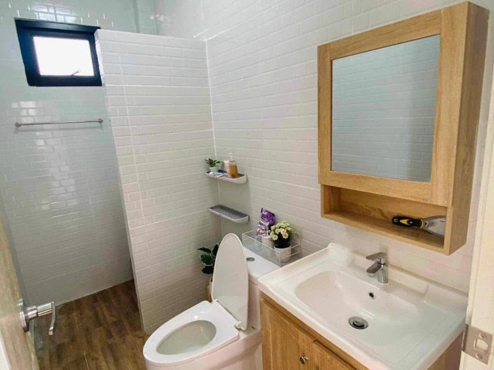 ไอเดียบ้านหลังเล็กมินิมอล ท่ามกลางทิวเขา  มีพื้นที่ใช้งานครบ ขนาด 2 ห้องนอน 1 ห้องน้ำ งบ 6.5 แสน รูปที่ 8