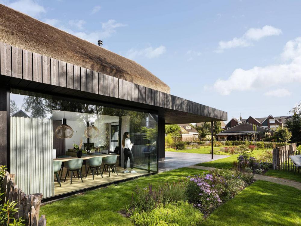 บ้านสไตล์นอร์ดิกต่างประเทศ HOUSES BENTHUIZEN, THE NETHERLANDS Exploring the beauty of Home THE NETHERLANDS รูปที่ 7