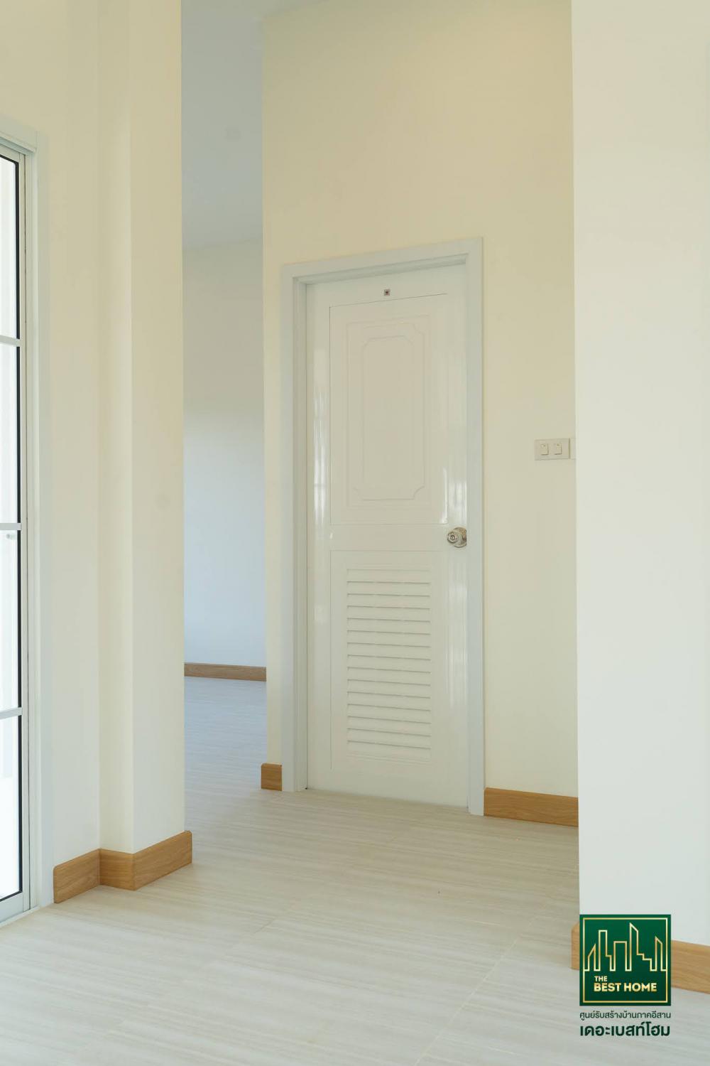 แบบบ้านสไตล์มินิมอล (Minimal) ขนาด 3 ห้องนอน 2 ห้องน้ำ งบ 1.3 ลบ. สร้างบ้านในแบบที่สะท้อนตัวคุณเอง ให้เราเป็นส่วนหนึ่งในการสร้างอนาคตของคุณ รูปที่ 32