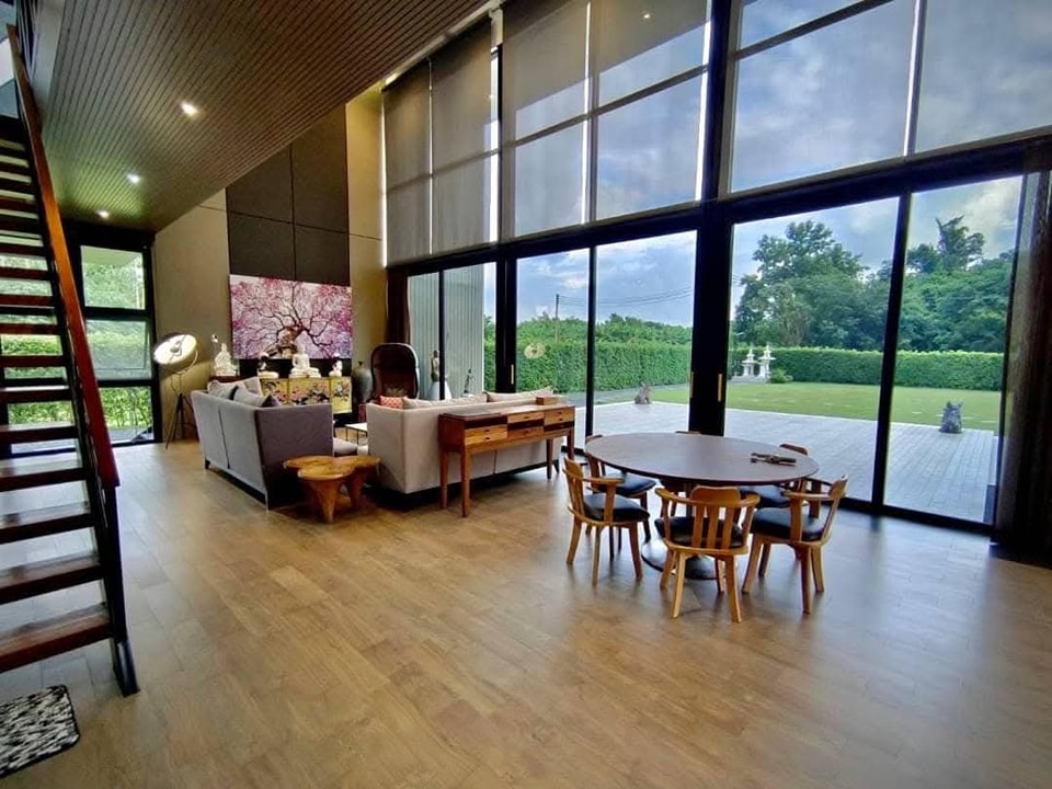 บ้านสไตล์โมเดิร์นทรงกล่อง ขนาด 5 ห้องนอน 4 ห้องน้ำ 1 ห้องครัว 1 ห้องรับแขก 3 ที่จอดรถ พื้นที่ 300 ตร.ม. รูปที่ 7