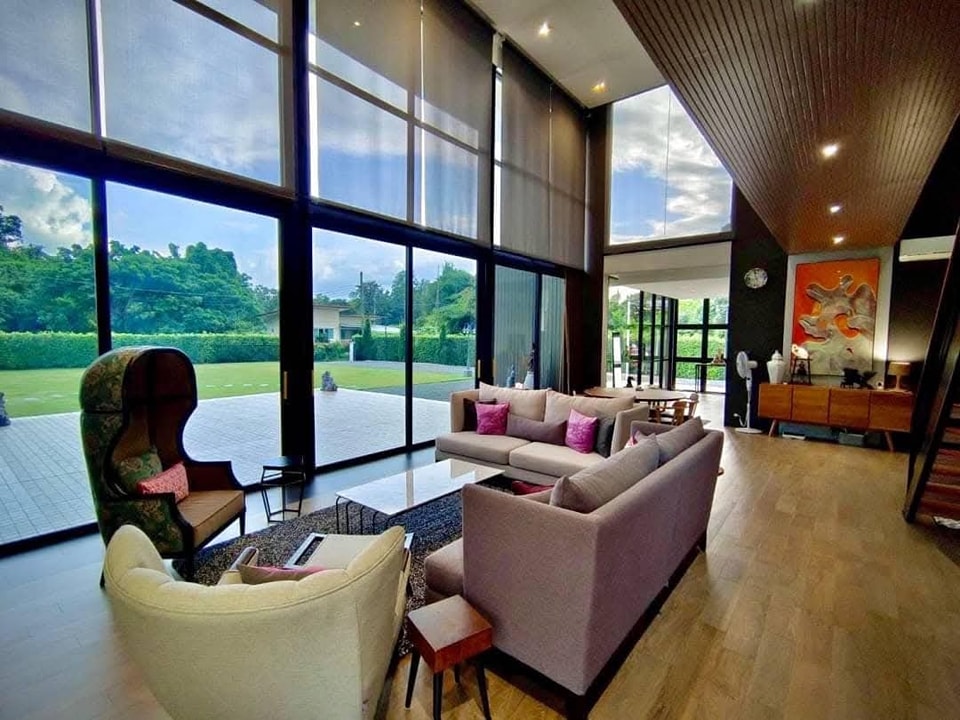 บ้านสไตล์โมเดิร์นทรงกล่อง ขนาด 5 ห้องนอน 4 ห้องน้ำ 1 ห้องครัว 1 ห้องรับแขก 3 ที่จอดรถ พื้นที่ 300 ตร.ม. รูปที่ 9