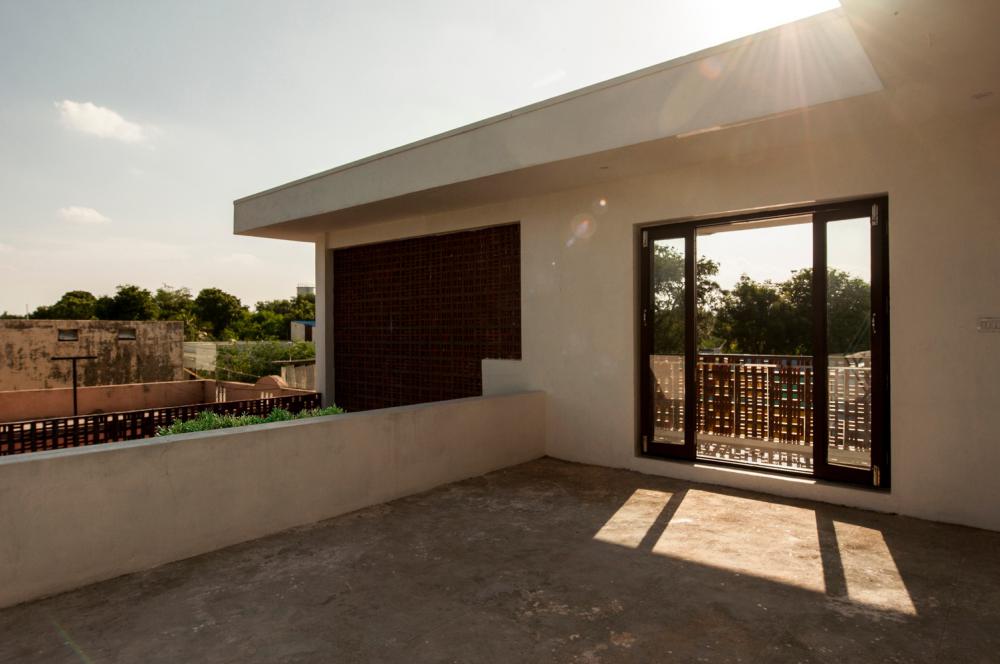 บ้านที่ออกแบบด้วยหัวใจและความอบอุ่นโดยสถาปนิกต่างชาติ พื้นที่ 500 ตร.ม. รูปที่ 13