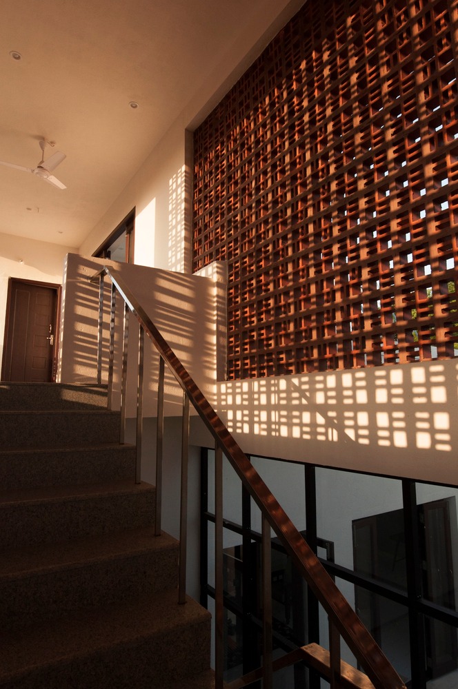 บ้านที่ออกแบบด้วยหัวใจและความอบอุ่นโดยสถาปนิกต่างชาติ พื้นที่ 500 ตร.ม. รูปที่ 3