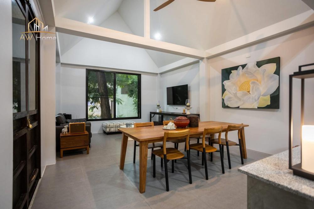 ไอเดียห้องรับรองแขกสไตล์บาหลี ภายนอก หลังคาสีเทาอ่อน ผนังทาสีขาว รูปที่ 7