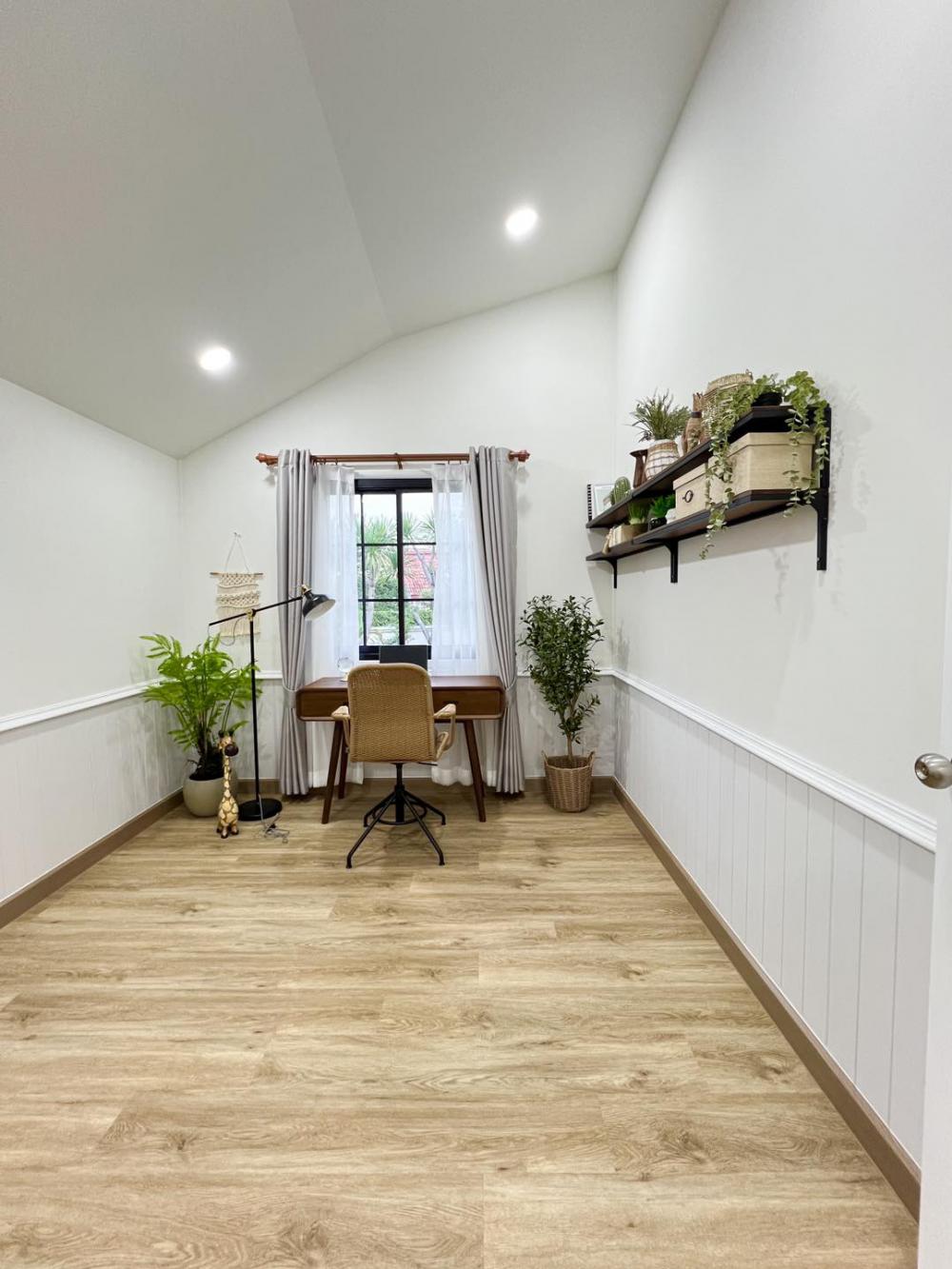 บ้านพักอาศัยตกแต่งมินิมอลผสมไม้ประดับ ขนาด 2 ห้องนอน 1 ห้องน้ำ งบ 1.05 ลบ. รูปที่ 18